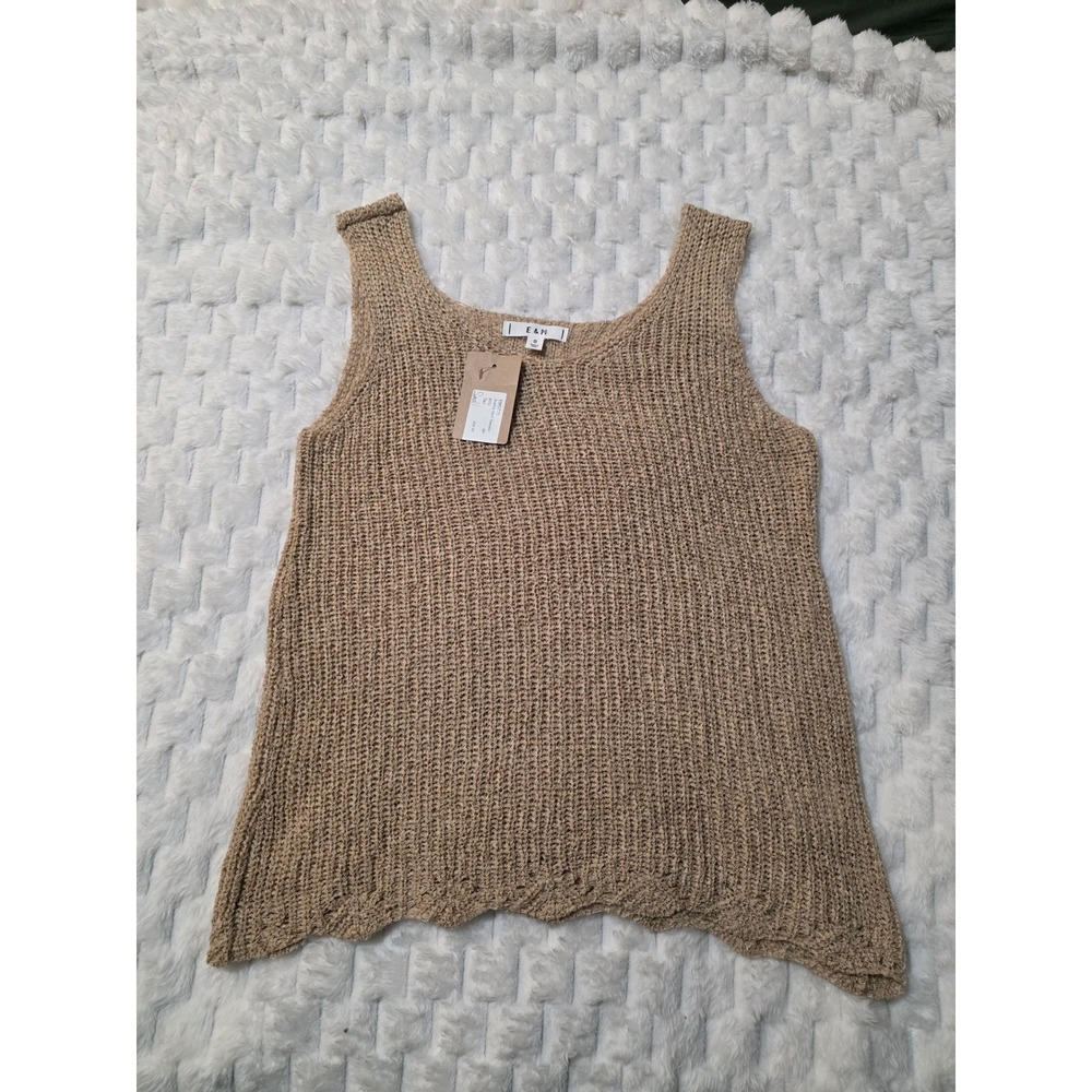 E&M Tan Scallop Hem Sweater Tank Top Small NWT